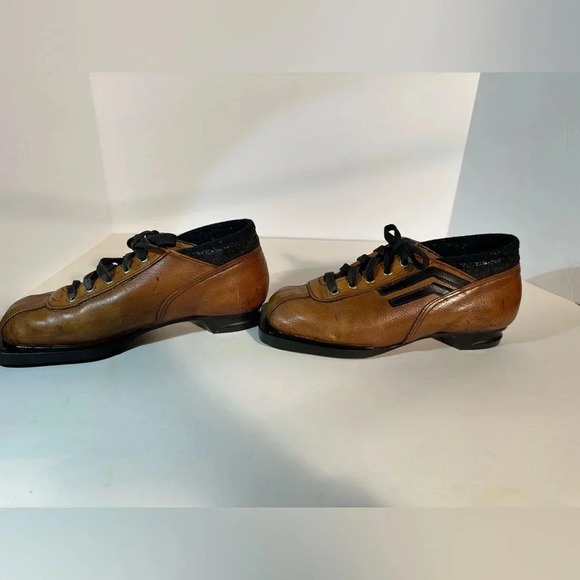Vtg Norrona All-Leather Norway 909 Nordic Norm 3 pin Ski Shoes EU Size 38 75 MM - Picture 4 of 11